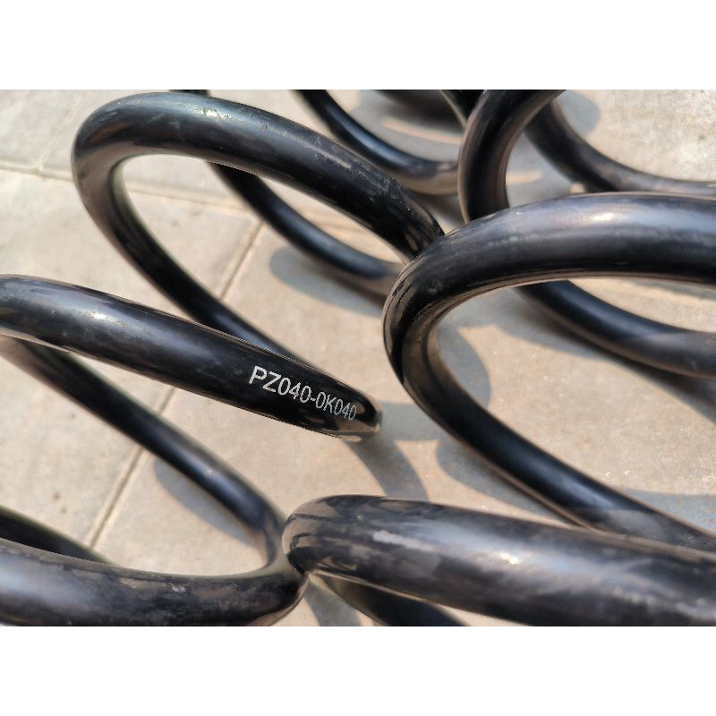 per original fortuner vnt trd sportivo , cocok untuk fortuner vrz dan gr kondisi no cut no press