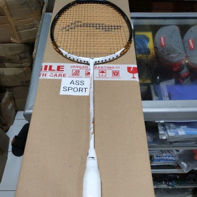 Oke Pr RAKET BADMINTON LINING TECTONIC 7 32 LBS