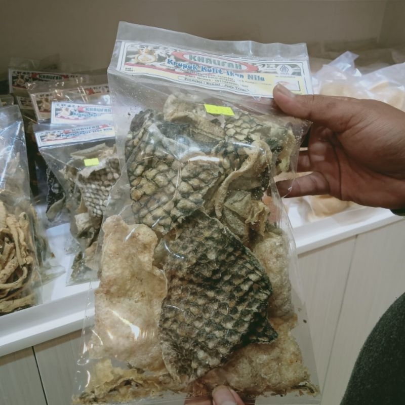 

Kerupuk Kulit Ikan Nila 90gram