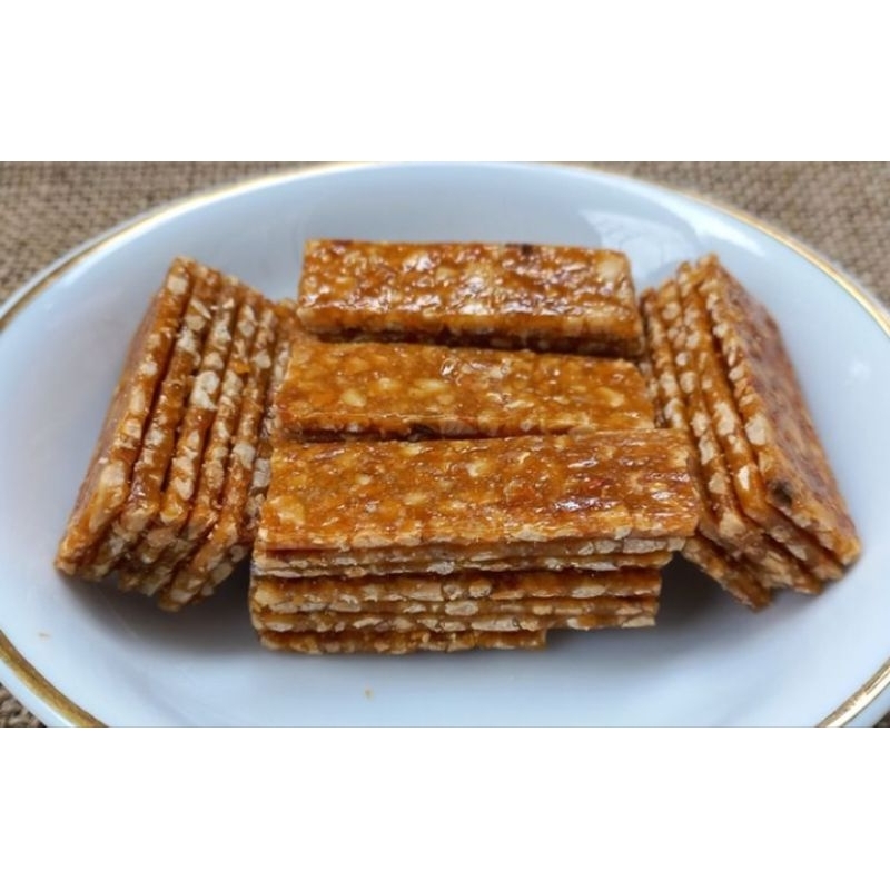 

Tingting kacang home Made (asli dari kacang asli dan gula asli)