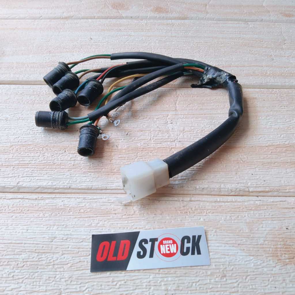 KABEL FITING SOKET SPIDO SPEDOMETER  ASTREA GRAND - IMPRESSA BULUS - LEGENDA PARTS AKSESORIS FITTING