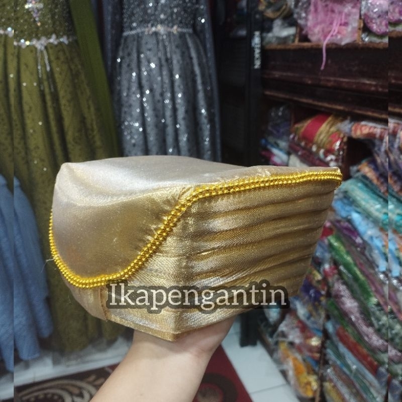Topi Padang Pengantin