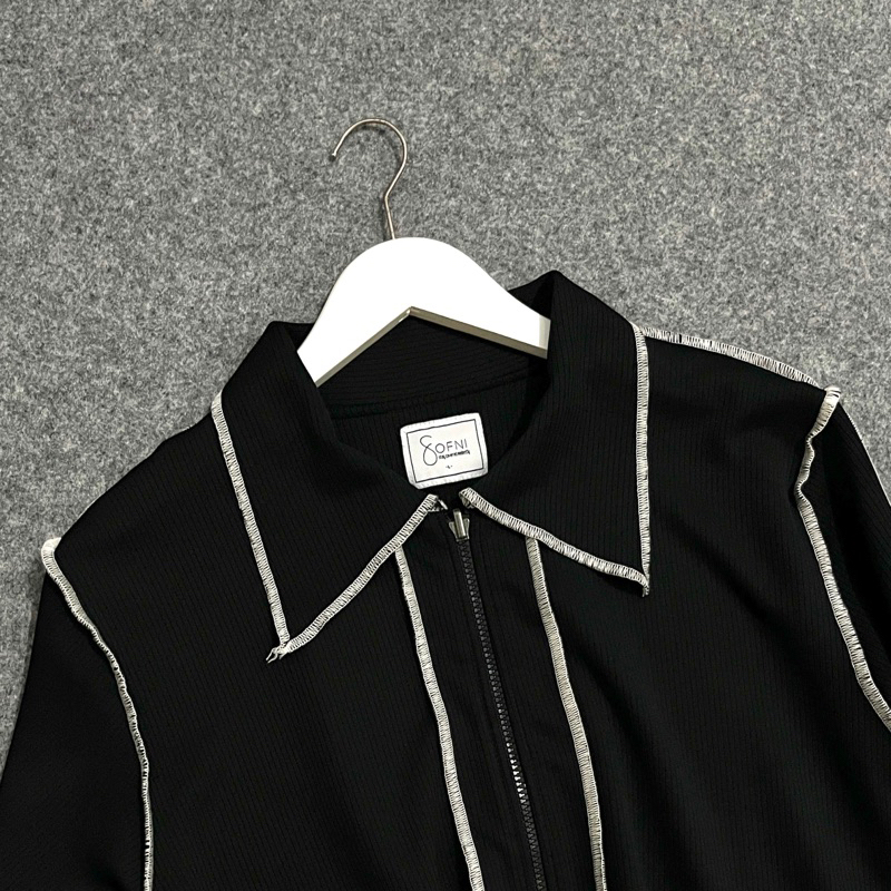 Sofni - Reverse Abaya