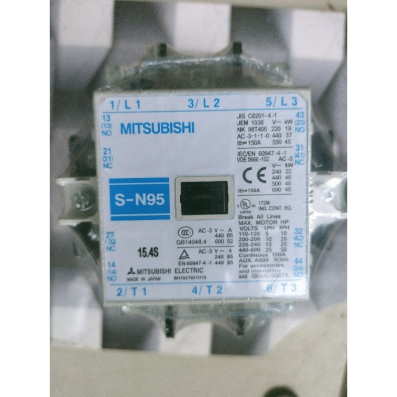 kontaktor Mitsubishi SN 95 135 ampere koil 220v bekas