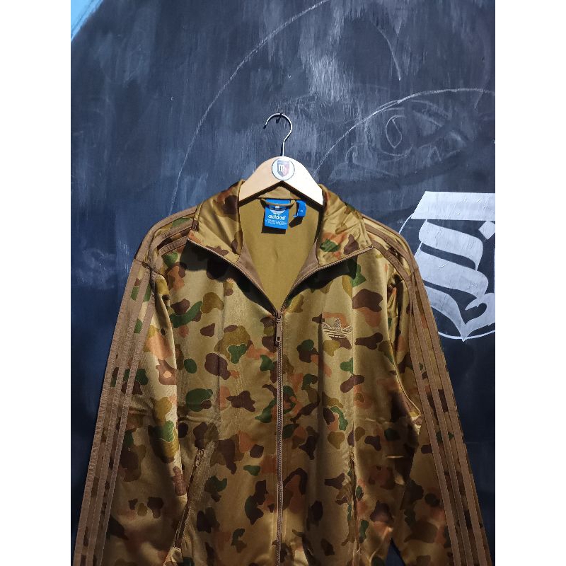 ADIDAS FIREBIRD CAMO