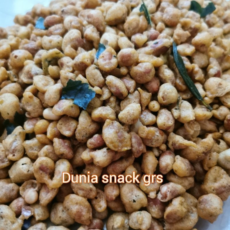 

Kacang peyek daun jeruk 500gr / Kacang bandung / Kacang tepung