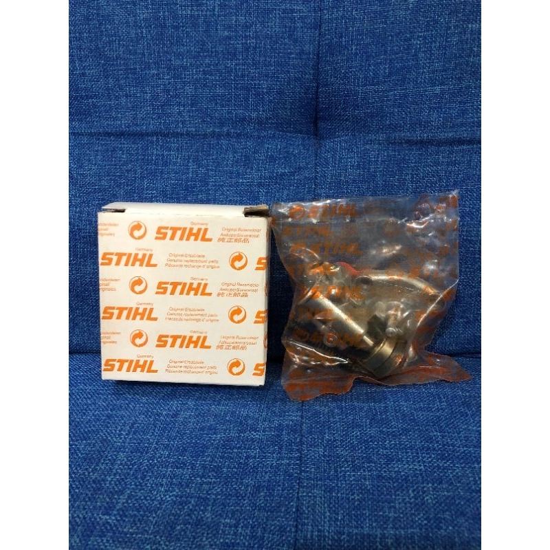Pompa Oli Chainsaw Stihl 070 Original / Oil Pump Stihl 070