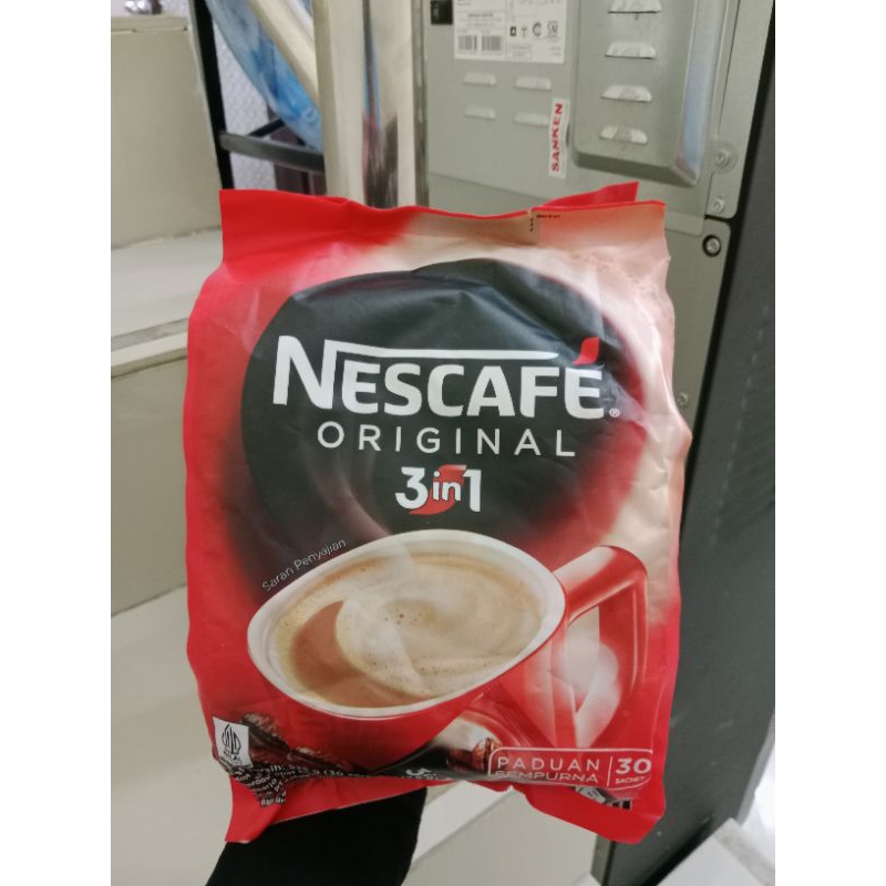 

Kopi Nescafe Original 3 in 1 Isi 30 Sachet Kemasan 525gr