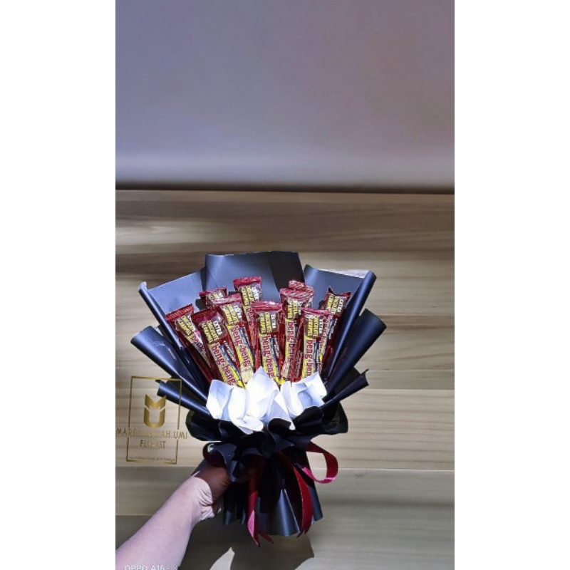 

(MU FLORIST) Buket snack beng-beng isi 10 pcs ukuran medium | Buket snack wisuda | Buket snack ulang