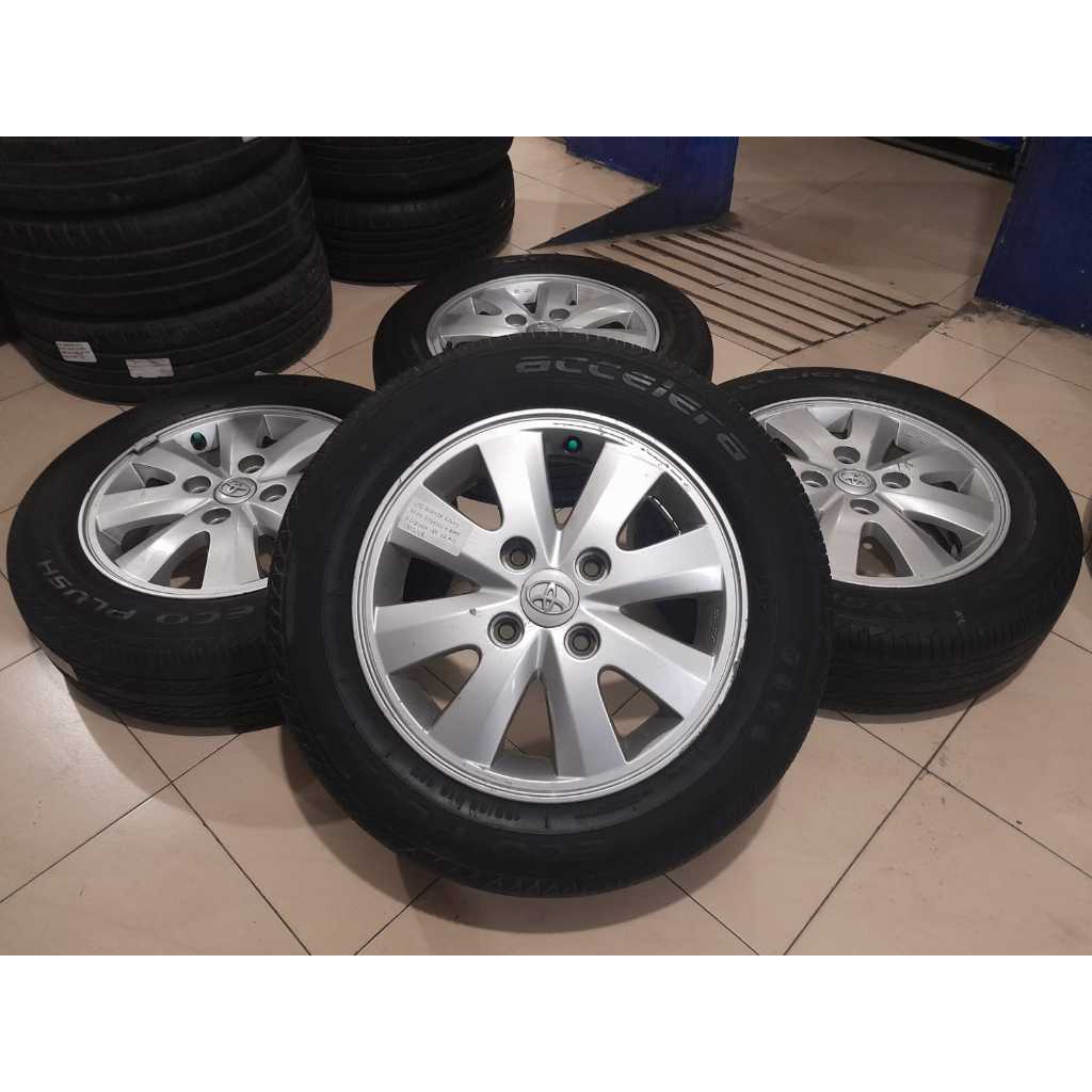 VELG MOBIL STD AVANZA VELOZ R15 BEKAS / COPOTAN PCD 4X114 + BAN ACCELERA 185 65 R15