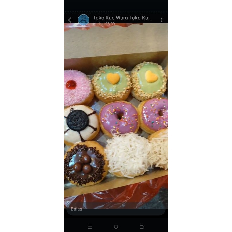 

donat dengan taburan toping 500g