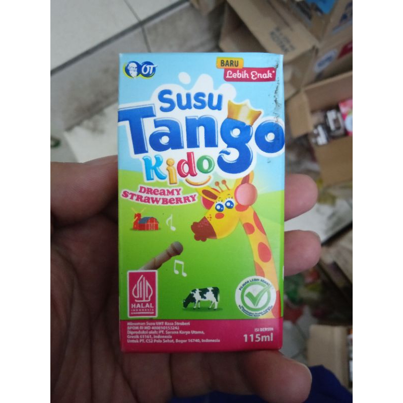 

susu kotak kecil tango kido 115ml rasa strawberry