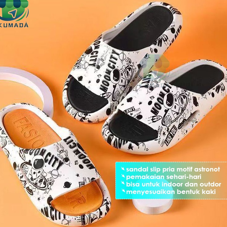 SALE Sandal PRIA SLIPON Fashion Spaceman Grafiti Luar Ruangan Sandal Kamar Mandi Rumah Sandal Bawah 