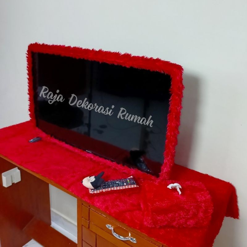 1 set bando tv 43 inch tv led+taplak meja bulu+sarung remote+sarung tissue