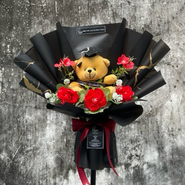 Buket Boneka dan Bunga Ukuran L - Buket Wisudah - Buket Boneka - Gratis tambah Nama