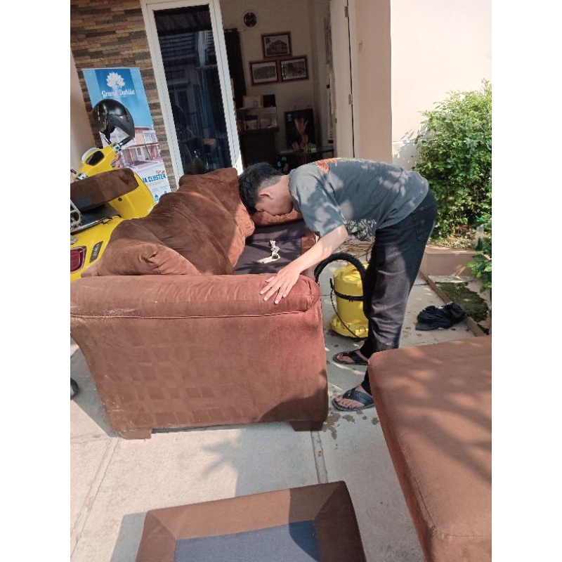 Jasa cuci sofa depok
