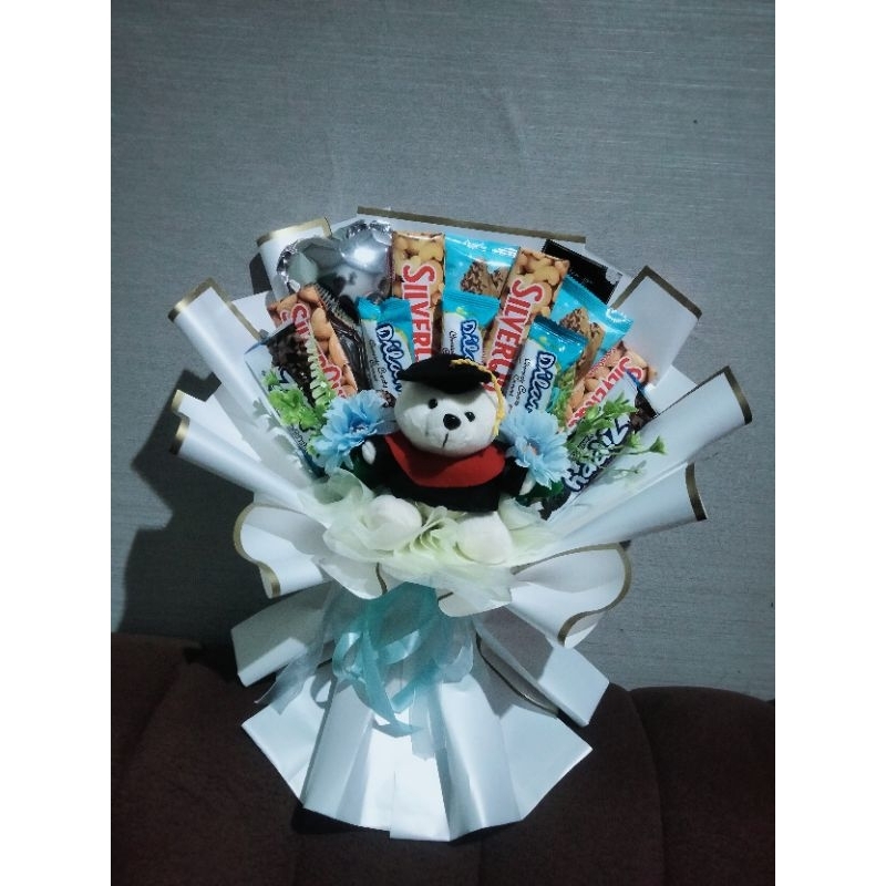 

Bucket wisuda / Bucket boneka / bucket coklat