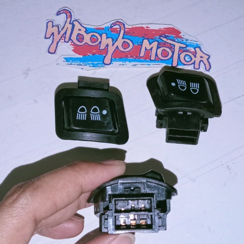TOMBOL SAKLAR DIM 3 TITIK 3 FUNGSI 2 SOCKET 5 PIN VARIO 125 LED VARIO 150 LED NEW PNP