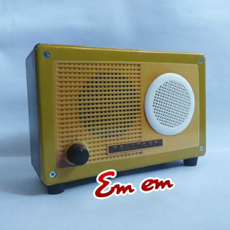 celengan model radio jadul vintage retro