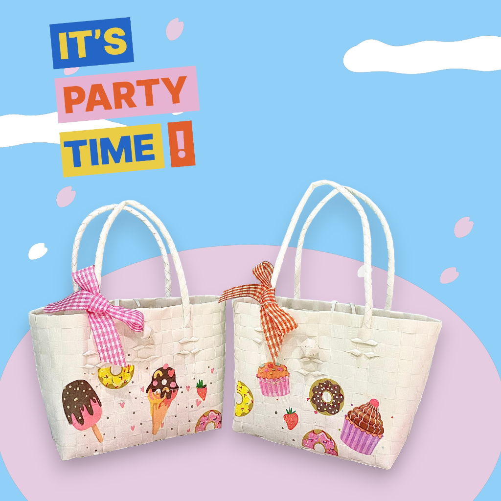 

Ready Stock..Birthday Goodiebags Souvenir Ultah Tas anyaman plastik decoupage