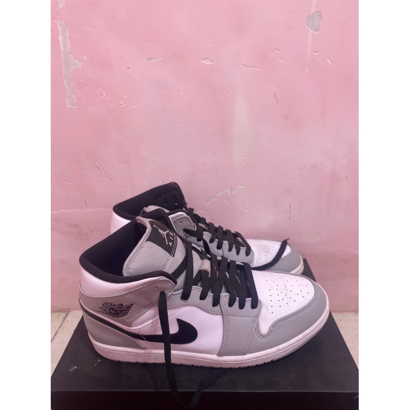 air jordan 1 mid light smoke grey