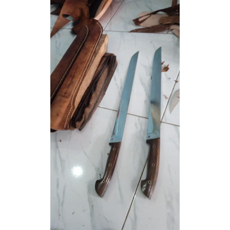 pisau sembelih model straight bahan l6 panjang bilah 40cm lebar 5cm tebal 2mm handle fulltang