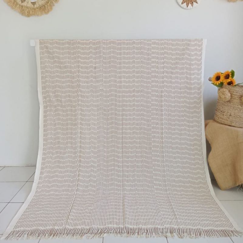 KAIN TENUN BLANKET TRADISIONAL TROSO JEPARA MOTIF HUJAN GERIMIS WARNA BROKEN WHITE, KAIN TENUN JEPAR
