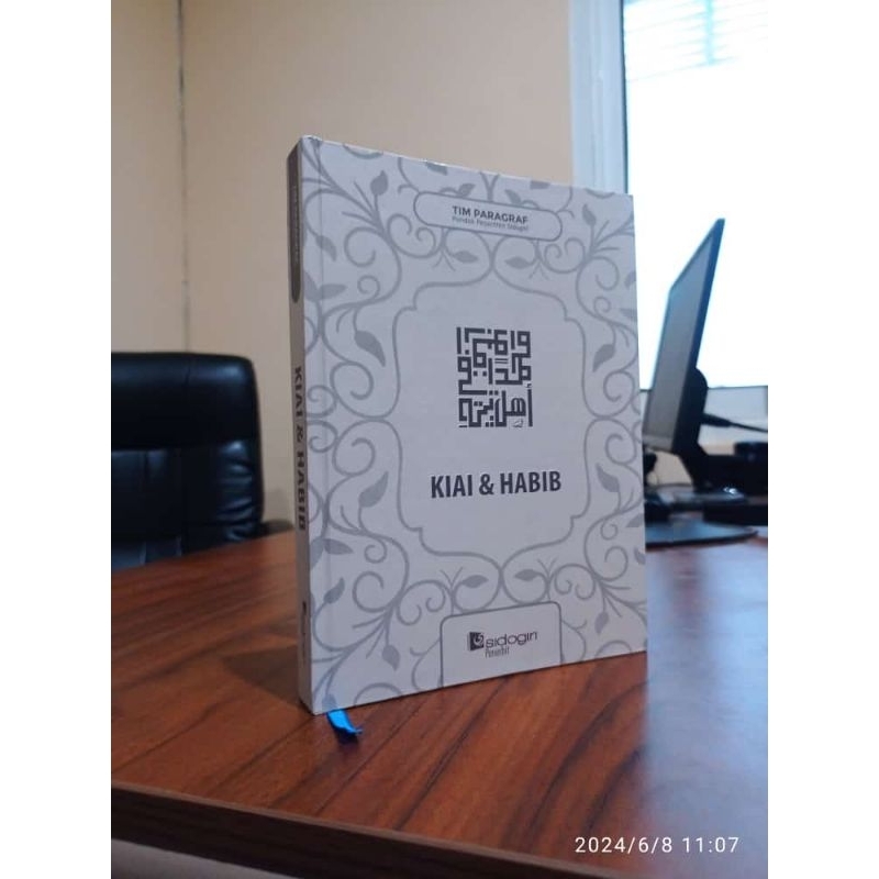 KIAI & HABAIB HARD COVER CETAKAN SIDOGIRI PENERBIT