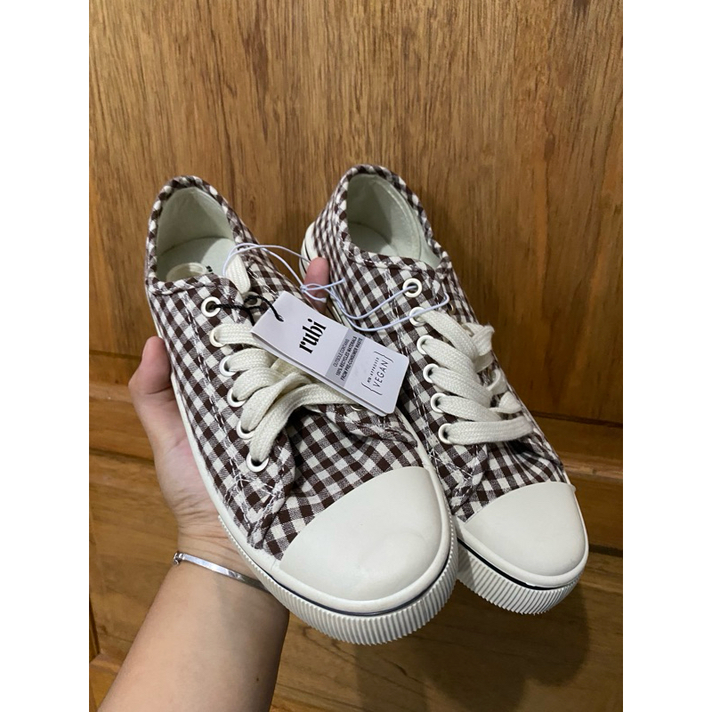 sepatu kotak coklat rubi 100% ori