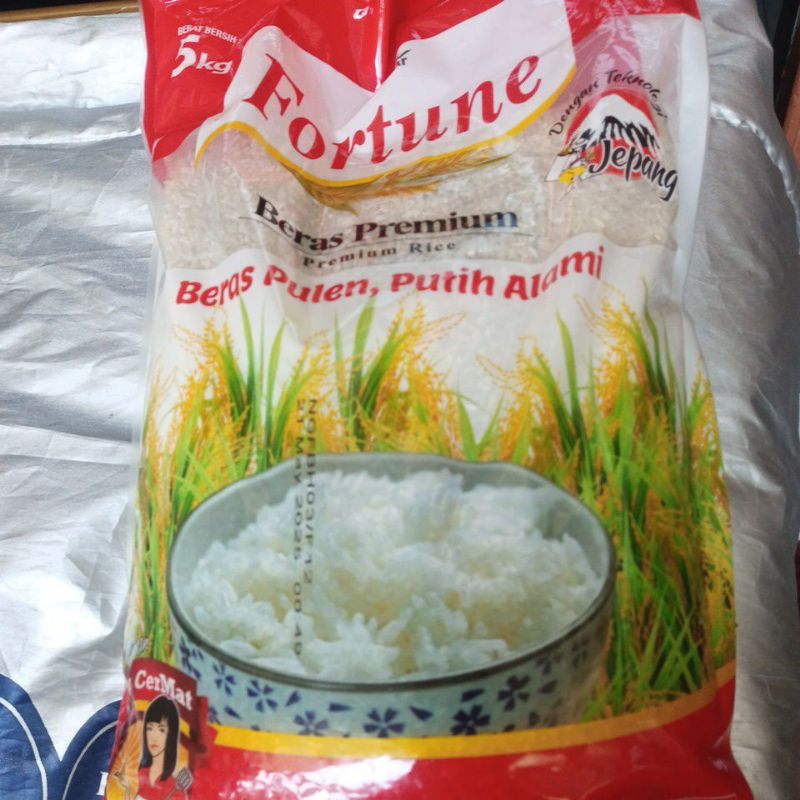 

Beras Premium Pulen Putih Alami 5 Kg