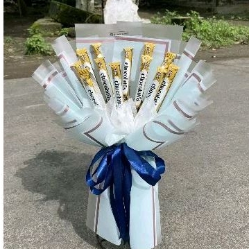 

BUKET SNACK/BUKET WISUDA BUKET ULANG TAHUN BUKET FLORIST