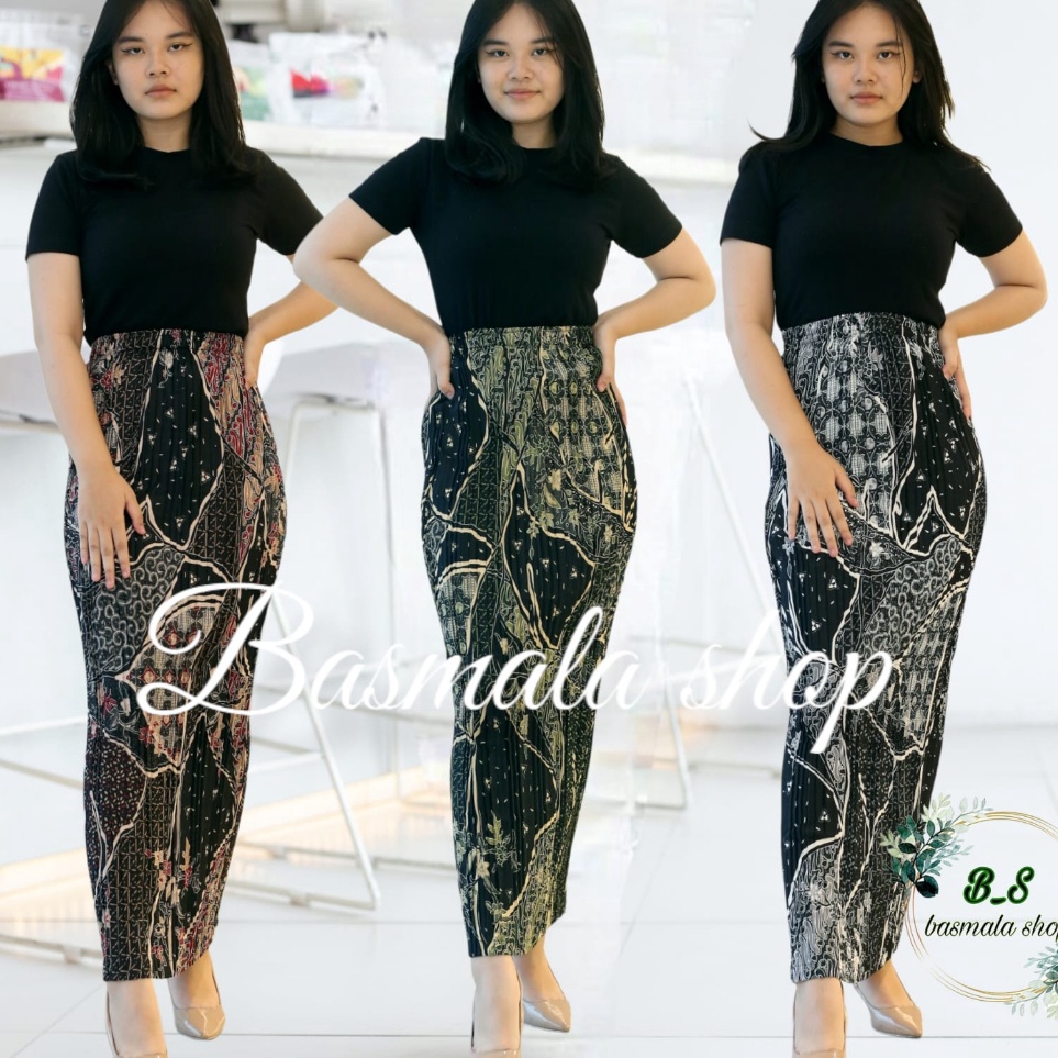 Ready Terkini  ROK PLISKET BATIK  ROK PLISKET  BAWAHAN KEBAYA  ROK KEBAYA  ROK WISUDA  TORAJA HITAM 