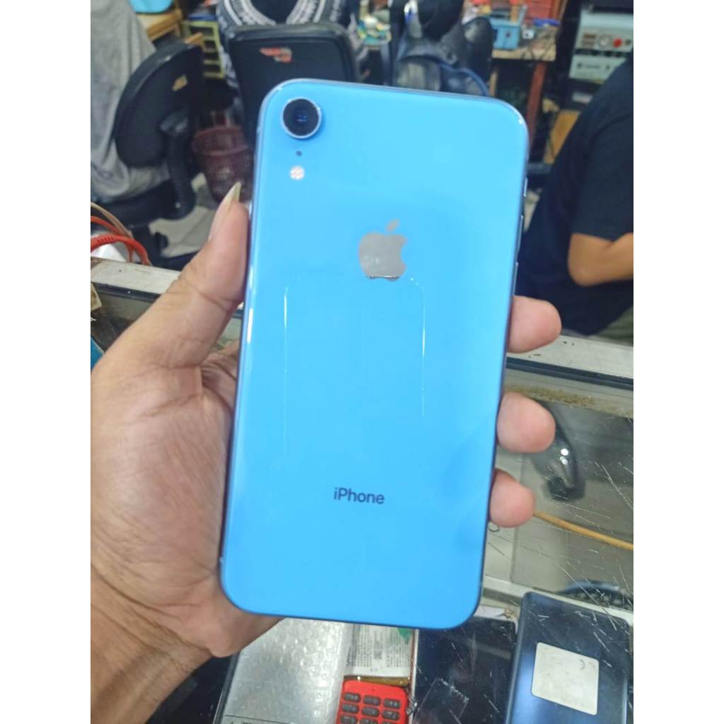 iPhone XR 128 GB ex Inter Sinyal On Permanen - Unit Only Bekas