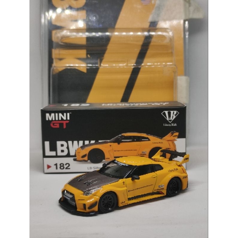 Mini GT 182 LB Works Nissan GT-R R35 Yellow