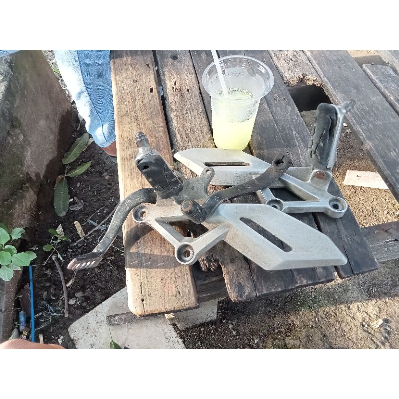 Step standar UB CB150R Copotoan