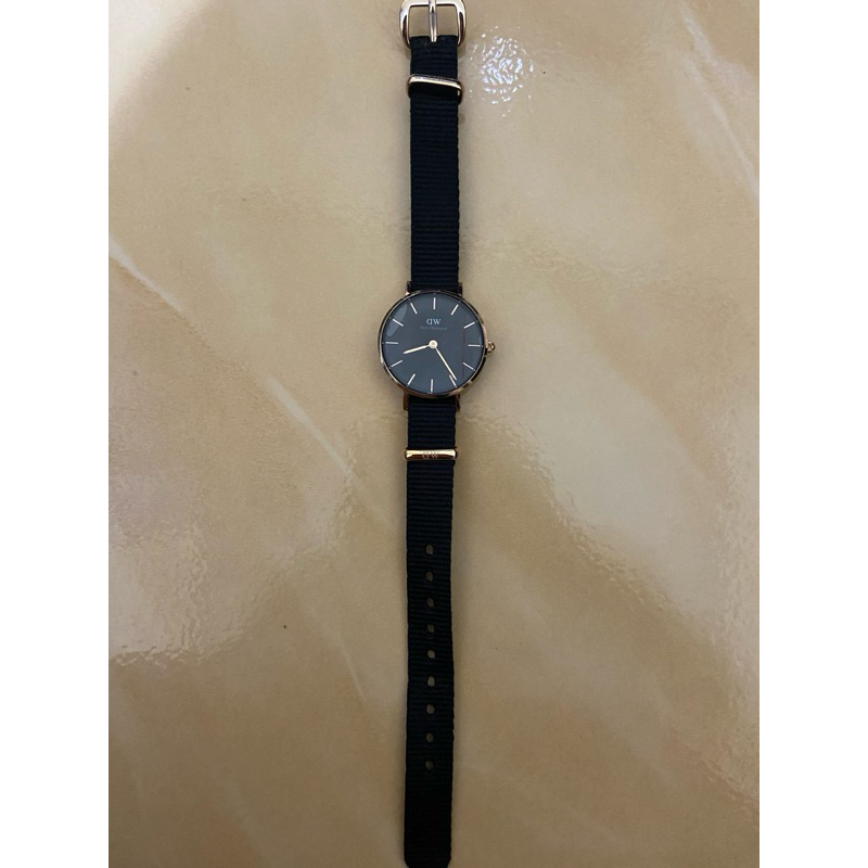 PRELOVED DW PETITE BLACK CORNWALL ROSE GOLD (28)