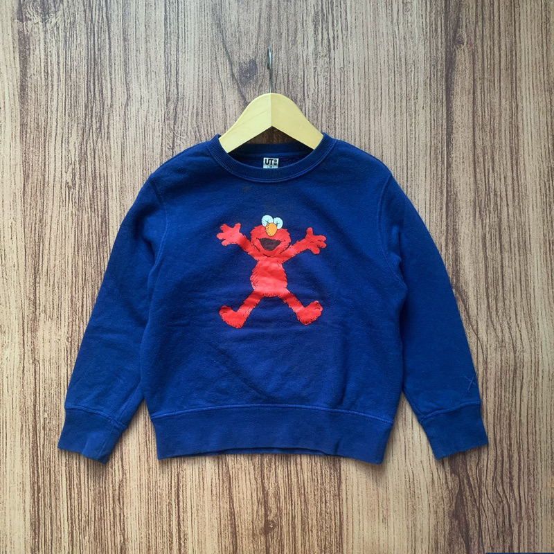 5Y UNIQLO X KAWS NAVY SWEATSHIRTS