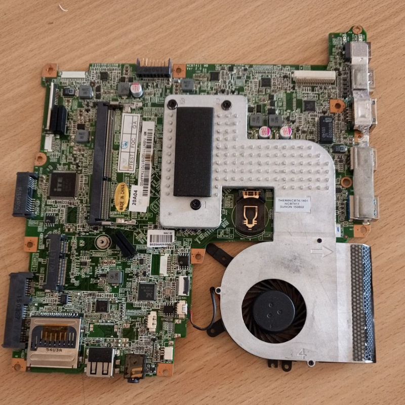 Motherboard Mobo Board Mainboard Mesin Laptop Acer Aspire One Z1401