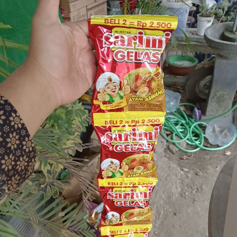 

sarimi gelas renceng