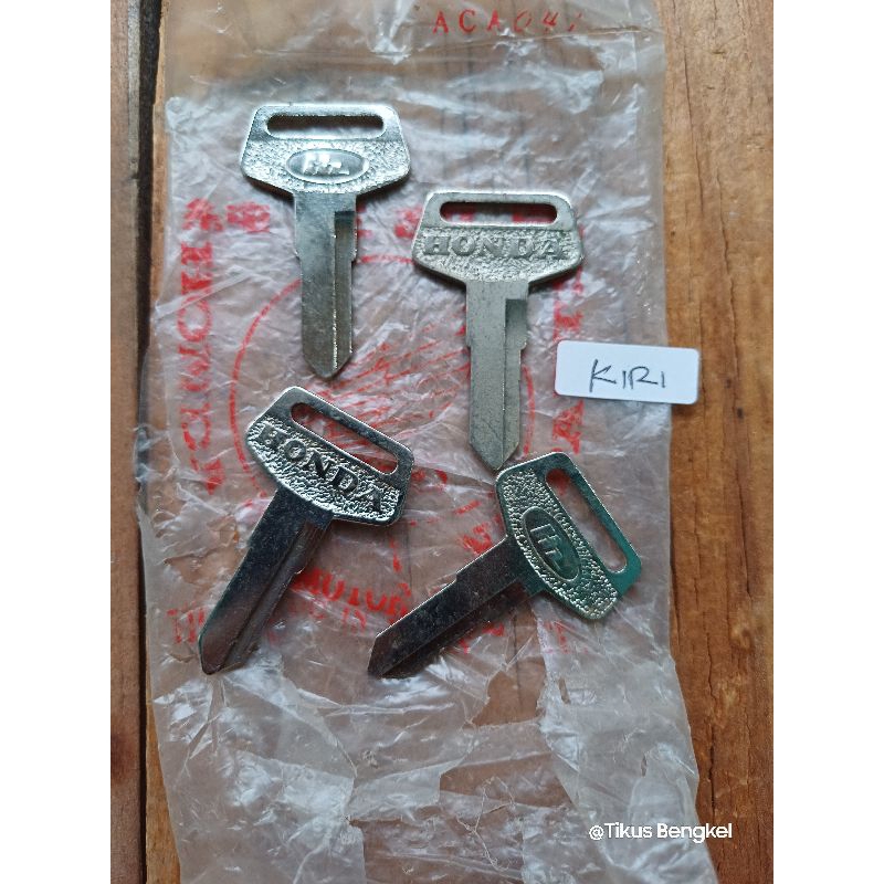 Mata Anak Kunci Cadangan Blank Blang Honda C50 C70 CB100 C 50 70 CB 100 Model Original Nos Alur Kiri