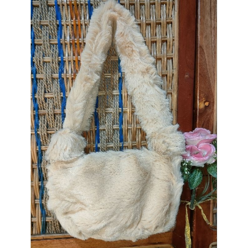 Tas wanita Hand bag / tas jinjing bulu
