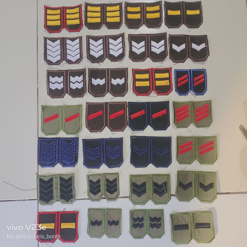 PANGKAT PDL POLRI PANGKAT BAJU PDL POLRI DI KERAH SATU PASANG