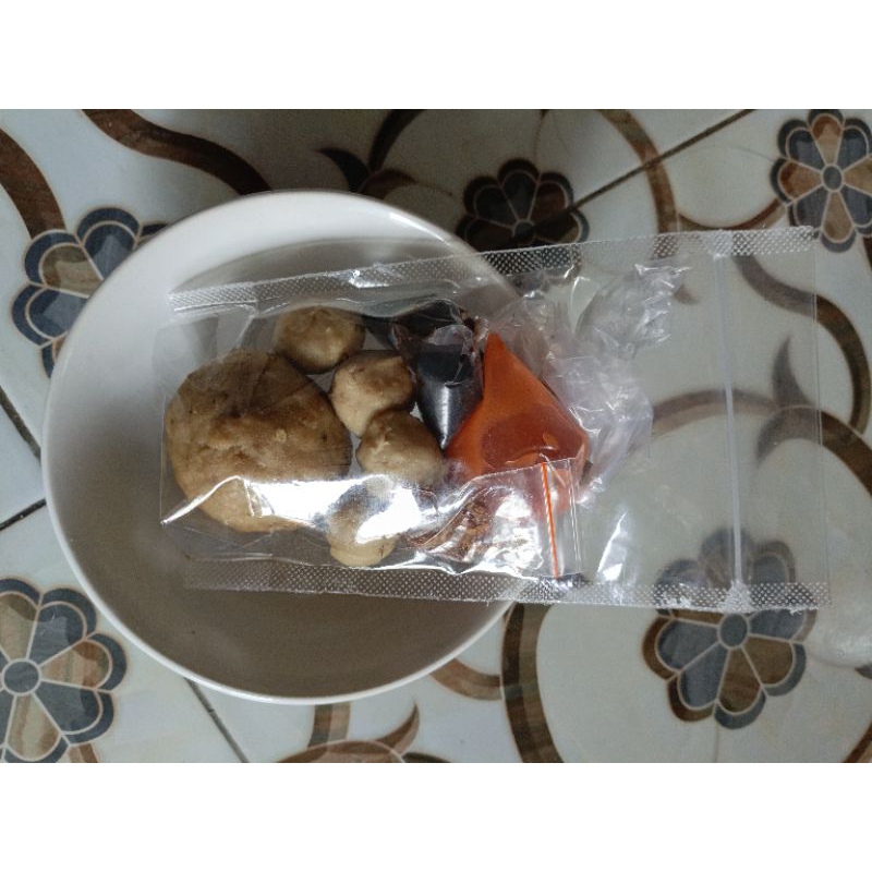 

Bakso Urat Mbah Hasyim Nikmat Enak dan Lezat