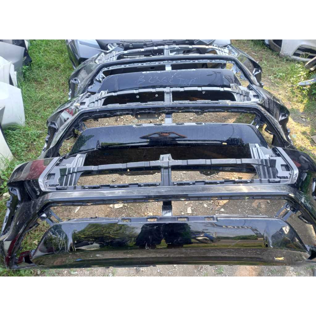 Bemper Depan Innova Reborn Facelift 2021 Original