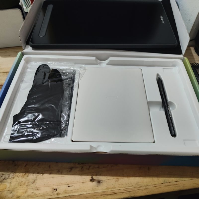 Display pen huion kamvas 13 istimewa bekas rasa baru normal tested