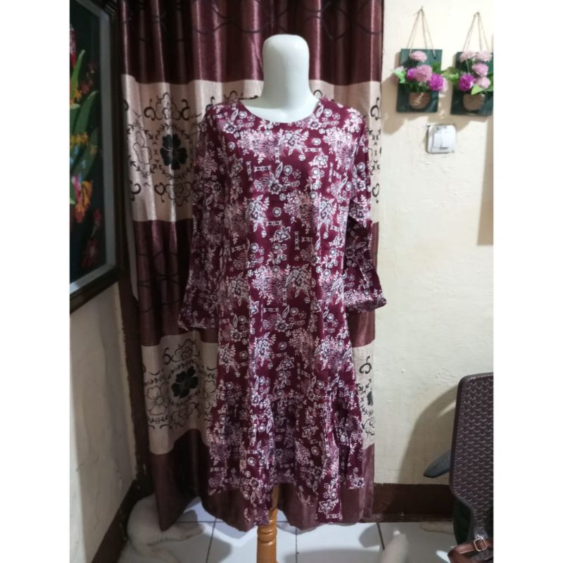 P207 Tunik/Dress model Mayung warna maroon putih motif bunga