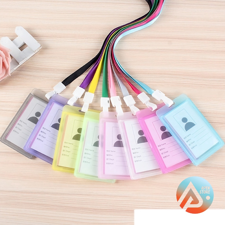 

BURUAN SERBU APEN Name Tag Id Card Transparant Gantungan Kartu Nama Plastik Vertical Lanyard Potrait Motif Polos Warna Warni Tanda Pengenal Bening Horizontal Barang Unik Murah Lucu Peralatan Kantor