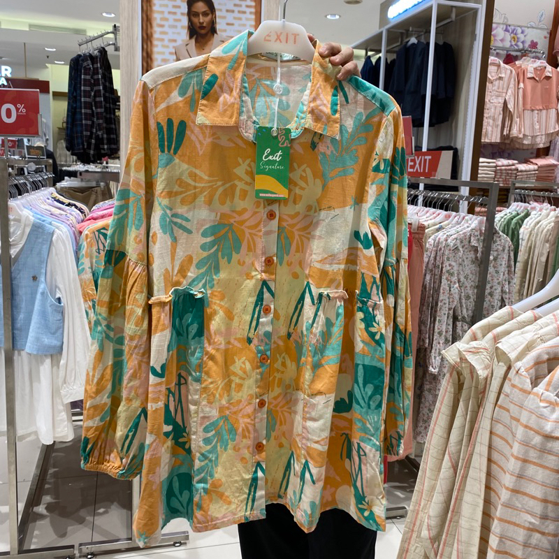 Exit Signature Moza Blouse