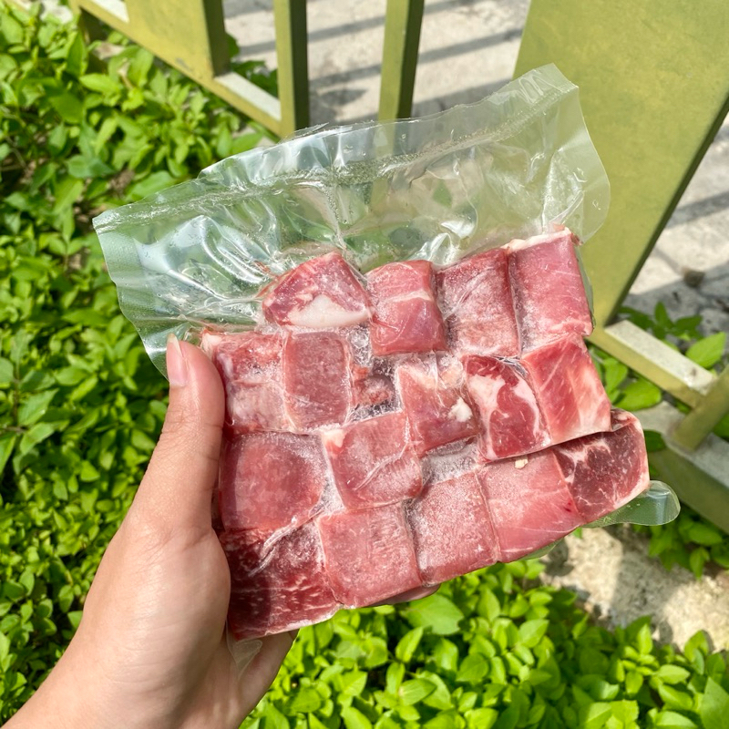 

Daging Sapi Sirloin Potong Dadu TANPA LEMAK 250gr