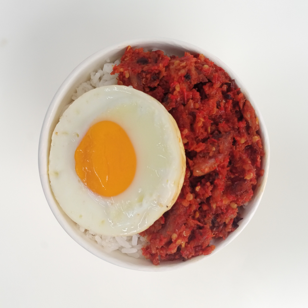 

Merah Rempah Cakalang Remuk Pedas / Lauk Frozen Siap Saji Home Made Cocok untuk Cafe & Coffee Shop